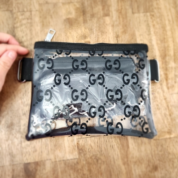 Final Sale nspired clear crossbody - Picture 6 of 6